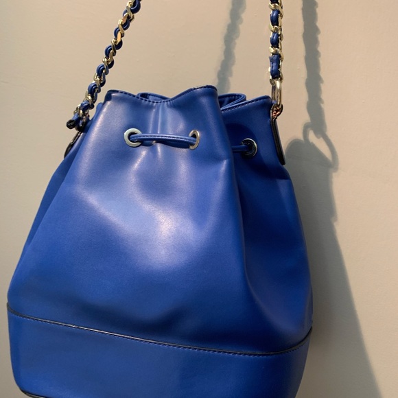 MOSCHINO bag - Picture 1 of 3